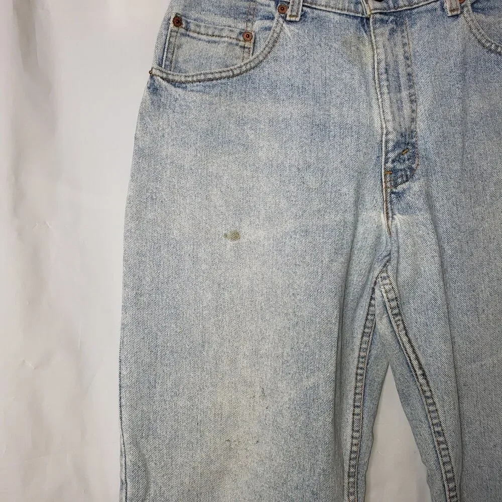 Vintage Y2K LEVIS 560 Denim Blue Jeans Light Wash Men Size 33/30
